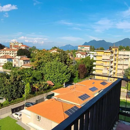 Riviera, Large Four-room With Balcony And Partial View *